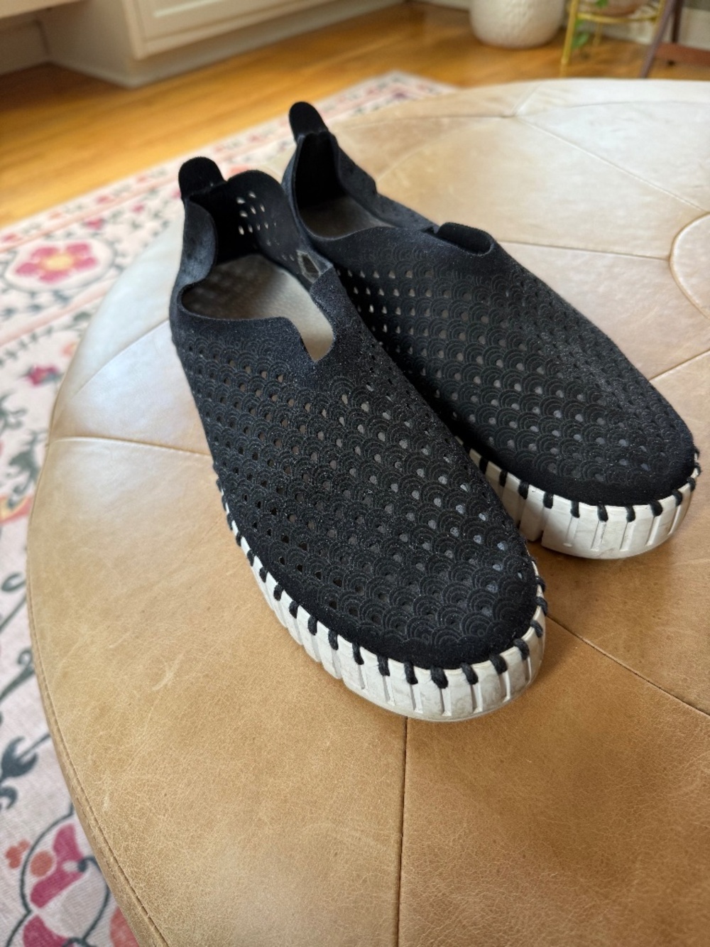 Ilse Jacobsen Tulip black slip-on sneakers